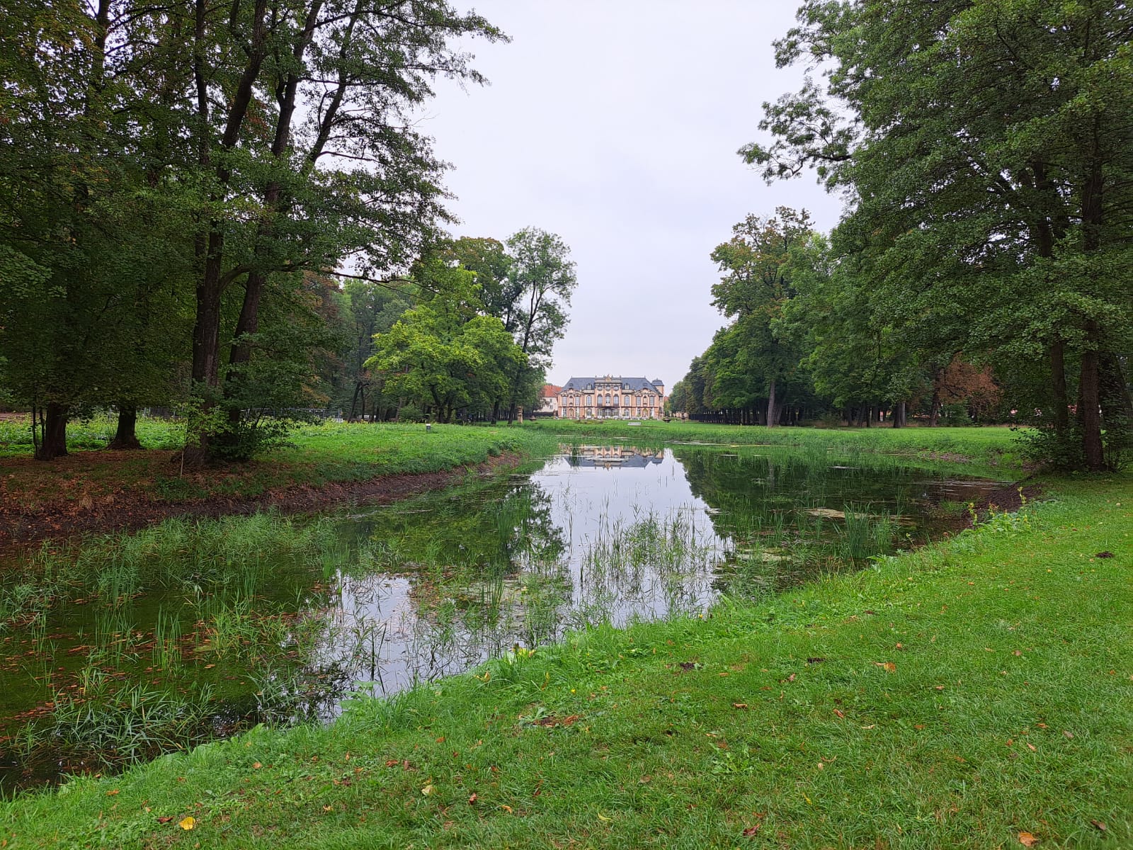 Balanceakt im Gartenparadies